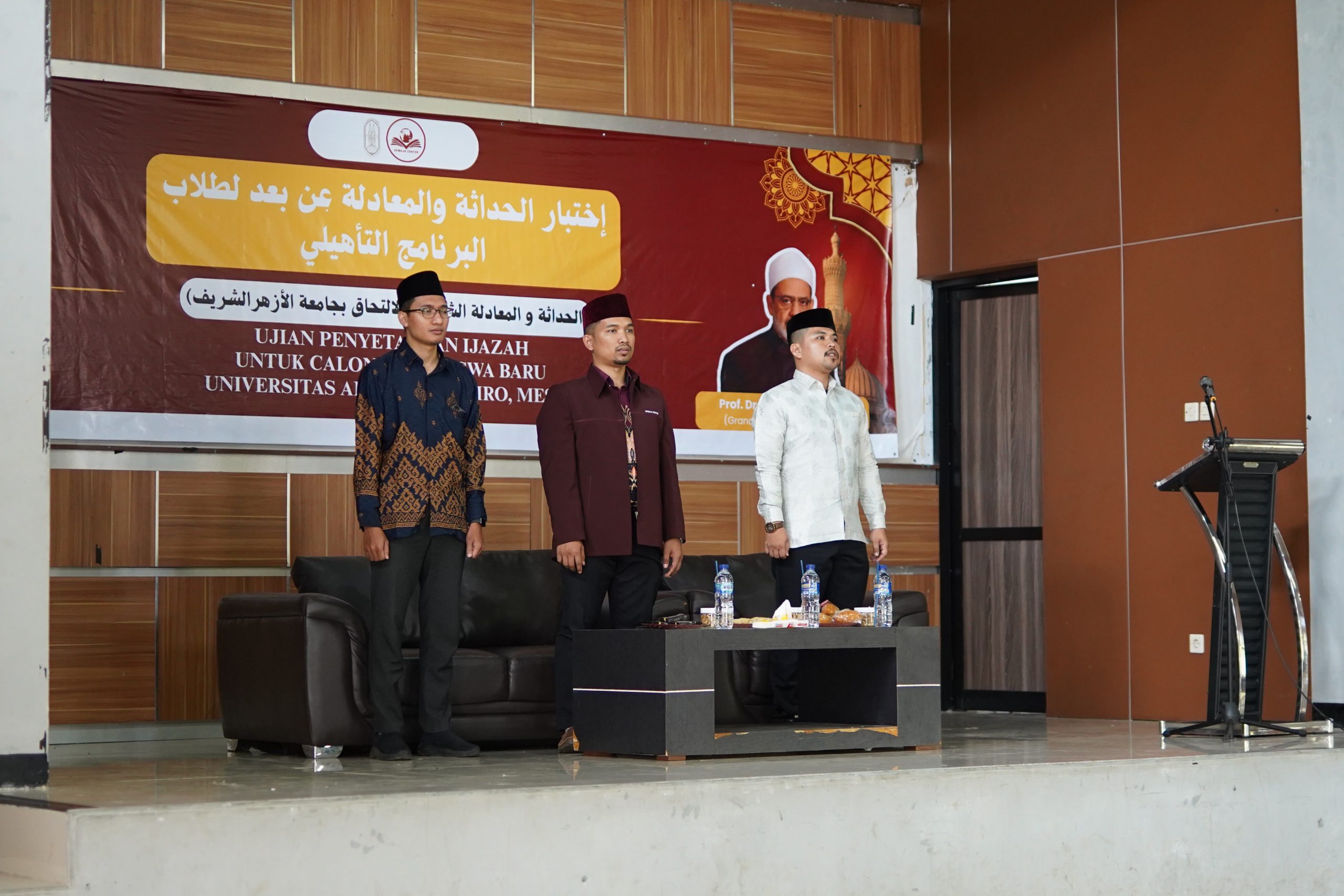 Jajaran Pimpinan Afwaja Center saat pembukaan Ujian Hadatsah Mu'adalah, Foto: Firdaus