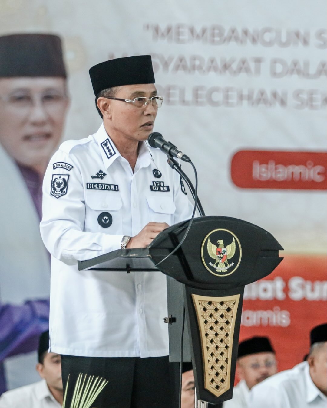 Bupati Ciamis saat memberikan sebuah sambutan,Foto: Instagram/@herdiatsunarya